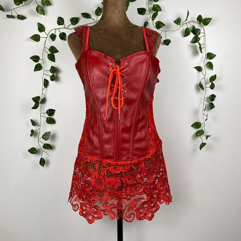 NWT cherry red lace and leather corset tie front scrollwork witchy festival